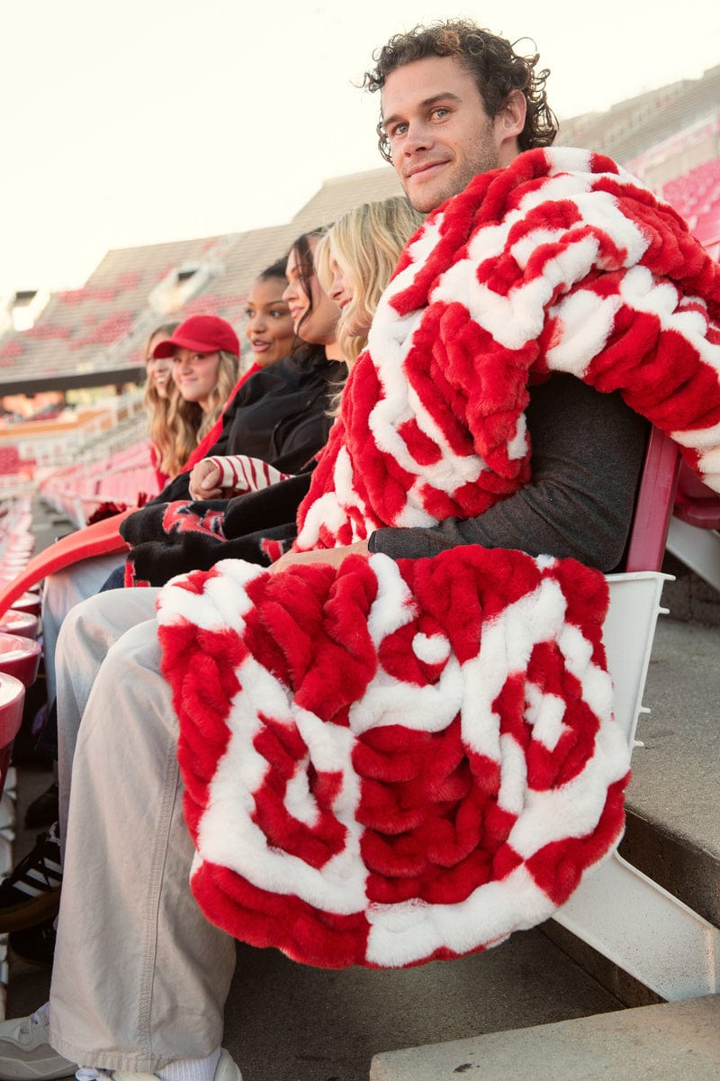 University of Utah Utes Blanket - Hugs