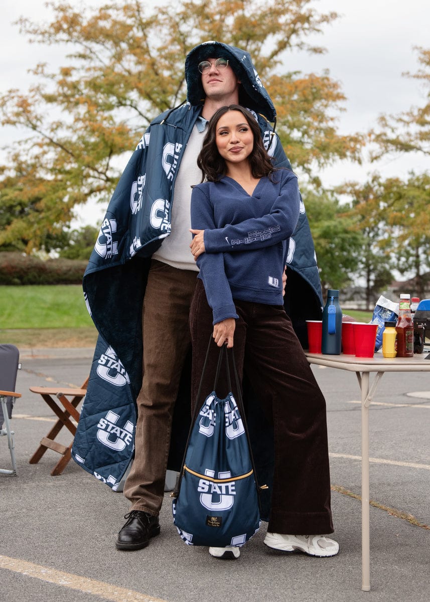 Utah State Aggies Hooded Stadium Blanket - Everywhere Blanket