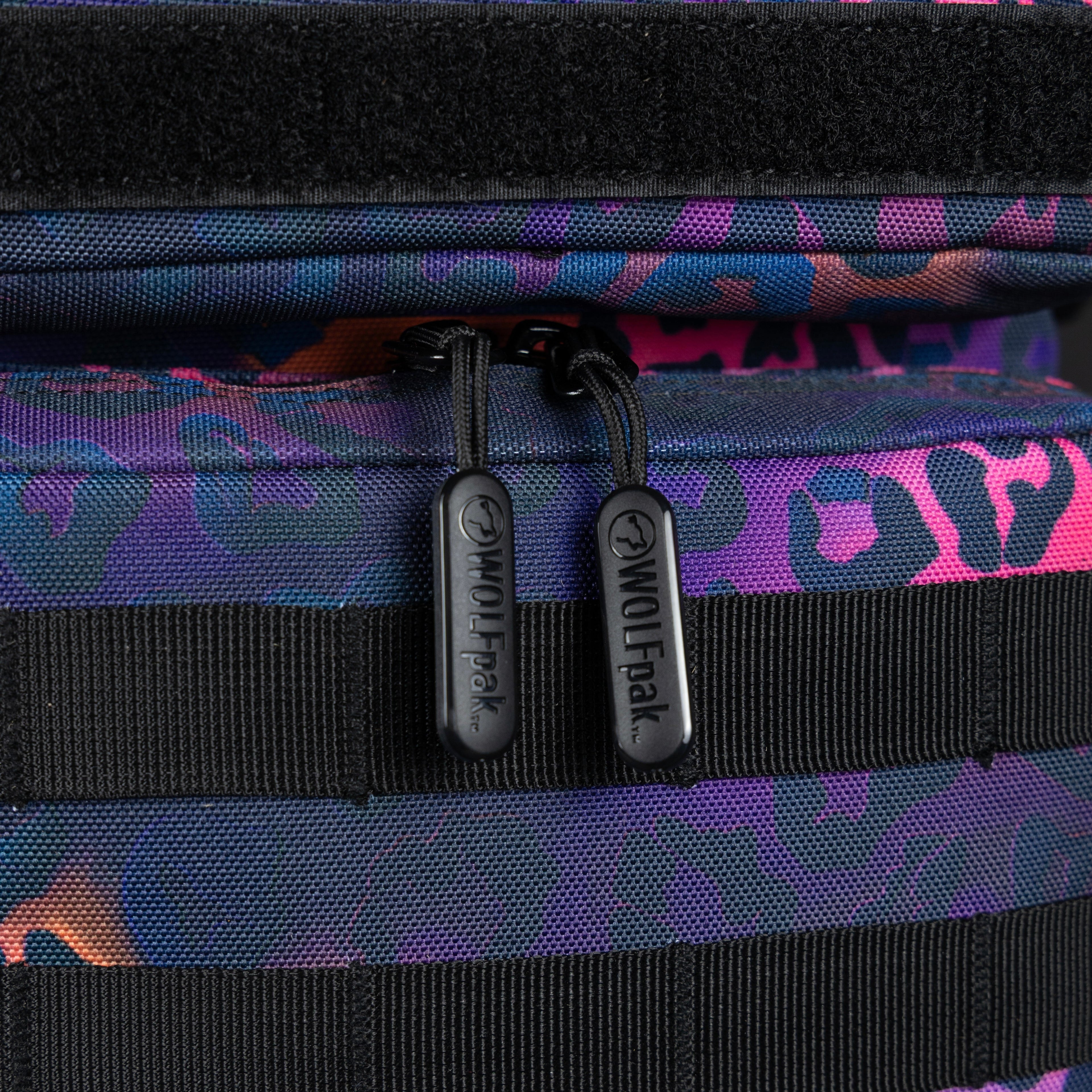 45L Backpack Neon Leopard
