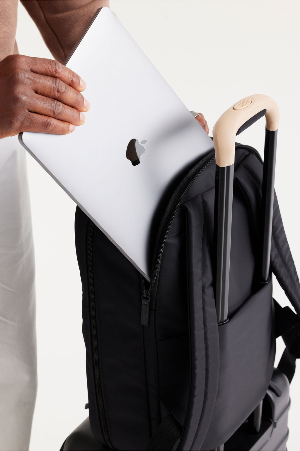 Resale The Commuter Backpack in Black