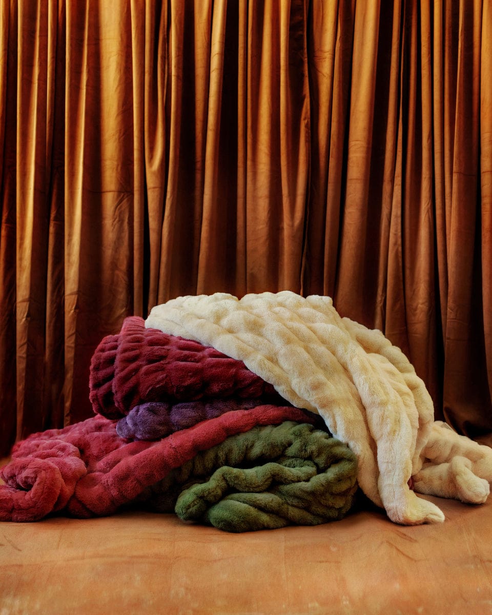 Hugs Plum Blanket